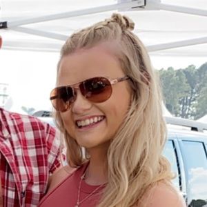 Meet your Posher, Taylor